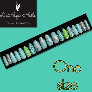 Seafoam Shine Artistic Press On Nail Set-OSFA!